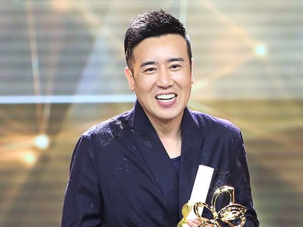三岁丧父，吃姐姐的奶长大的于和伟，张丰毅评价：“打骨子里坏”