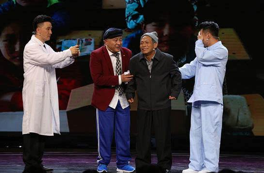 长相漂亮的王雪，为何爱上二婚的宋小宝？还甘