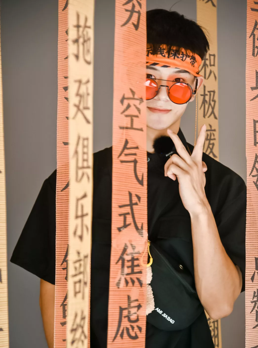 太二酸菜鱼,转行开“发廊”了?