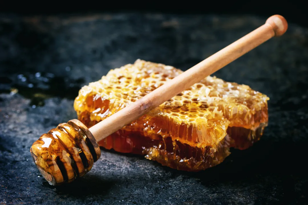 這種甜蜜蜜的“東西”,才是高尿酸幫兇! 遠離痛風,少碰這5類食物!