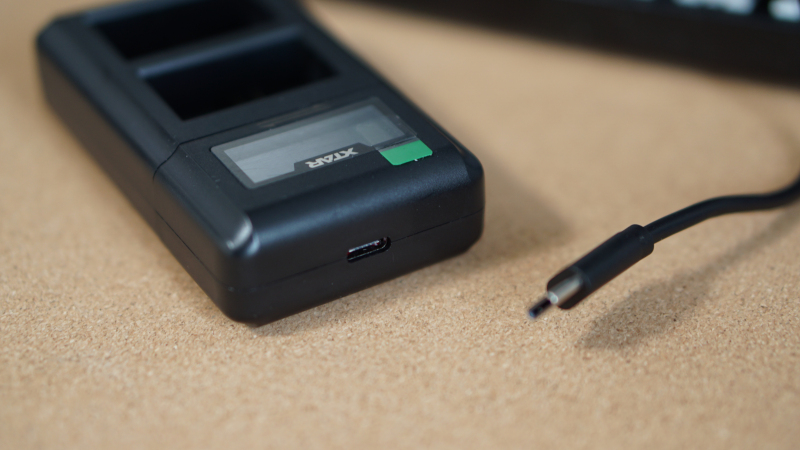 XTAR VN2单反相机电池充电器，为你的拍摄提供持久电量