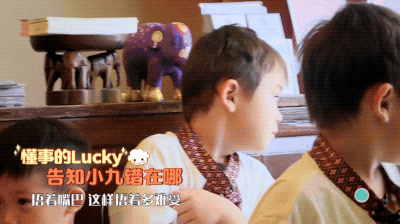 5 years old of daughters make up Qi Wei to catch the hair, hole that play side, however by mad assist of 1 million person: Is the reason? 