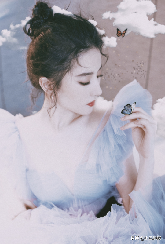 椅子|刘亦菲拍戏的椅子用了18年！采访内容暴露涵养 是美腻善良的女孩没错了