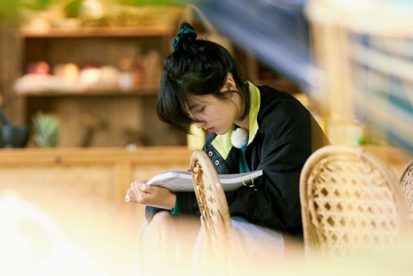 张子枫自曝不想参加向往4，提刻薄要求想被拒绝