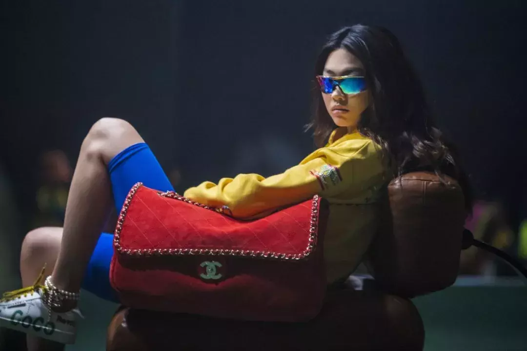 拿下chanel多个“史无前例”的菲董,在带货能力上真的不输kanye