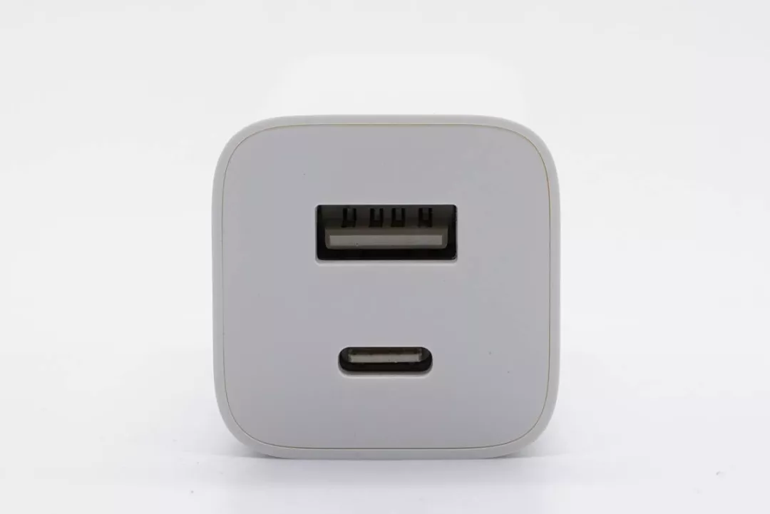 缩水还是超值？小米三款氮化镓快充拆解大比拼