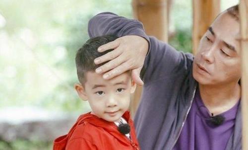 陈小春粗暴的教育方式却养出暖男儿子，表达爱有多重要？