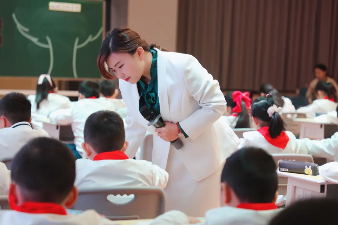 天府新区2020-2021学年度下期低段阅读教学专题教研活动