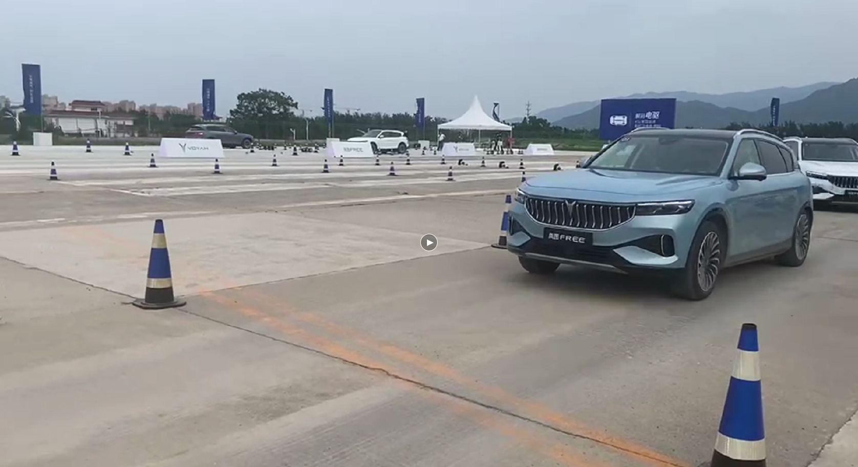 这款车能否成为国产中大型SUV的爆款车型，试驾体验岚图FREE