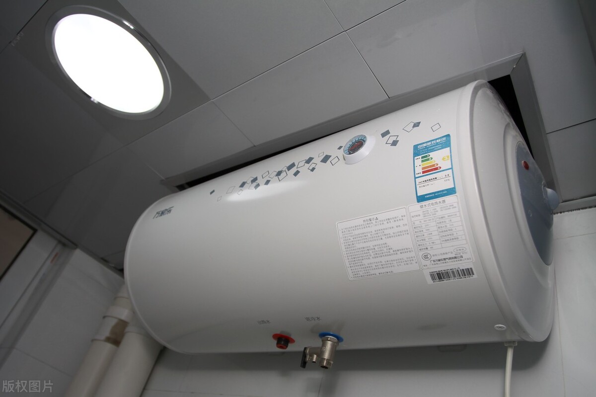 60升熱水器一天幾度電？探討下它與空氣能熱水器誰更節約電費
