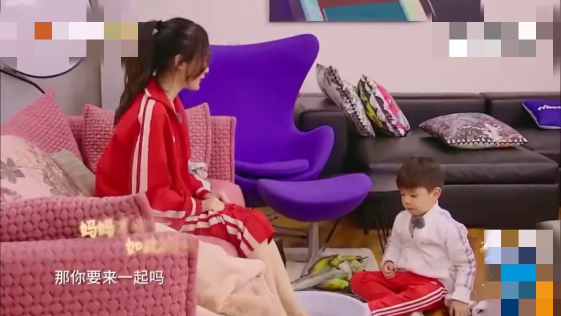 6岁嗯哼长大了！打网球步伐矫健获赞，曾因太娇气被批不像男子汉