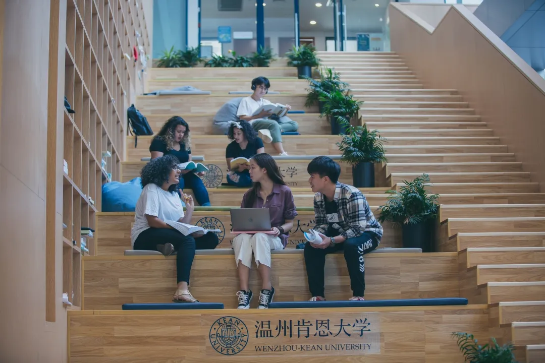 教授说丨高考在即,温肯商学院教授掌舵,助你启航