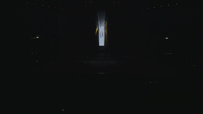 (chung)⽨ͶӰ M(jn)µb