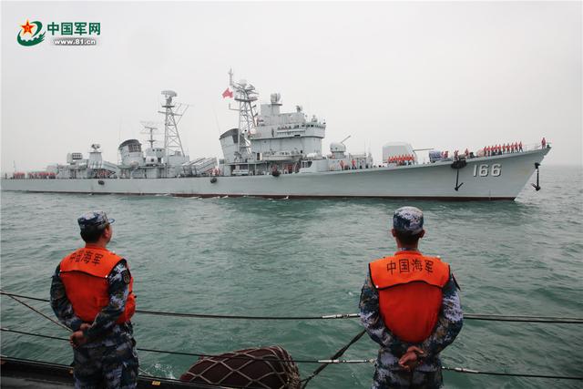 海军这位50岁老兵终于退休：不是太老，实在是编制不够用了