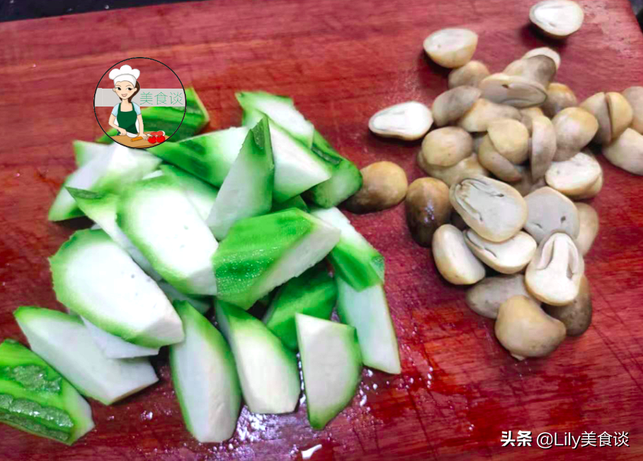 图片[5]-草菇炒丝瓜做法步骤图 常给孩子做一盘不够吃-起舞食谱网