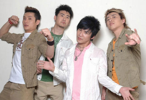 11年后花儿乐队卷土重来，乐队还是那个乐队，只