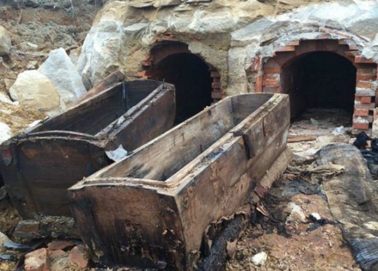 盗墓的人最怕什么东西？碰到这两样东西，再贵