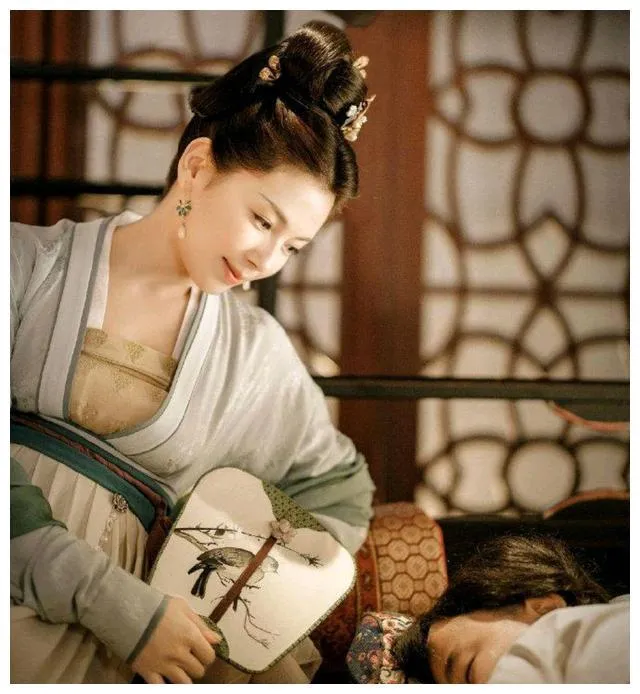 从孤女到皇后,她被丈夫卖到王府,却成为宋代“武则天”-第3张图片-大千世界 从孤女到皇后,她被丈夫卖到王府,却成为宋代“武则天”-第3张图片-大千世界