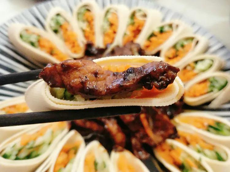 Shredded Pork and Bean Curd Roll with Beijing Sauce iMedia