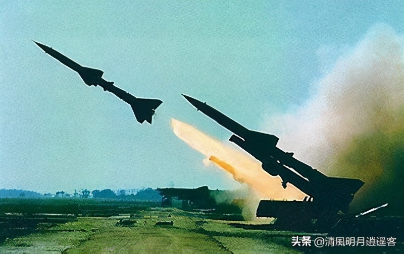 毛主席说“打下一架U2军衔添一颗星”，结果他从少校变成了大校