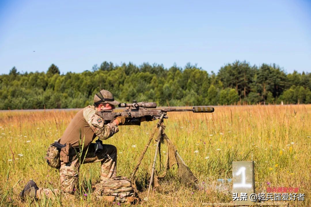 隱蔽偵察遠程消滅英軍狙擊手都裝備哪些攻擊武器