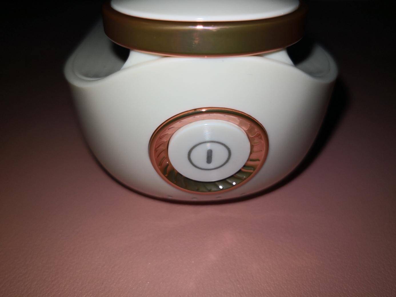 多效合一，清新保鲜-摩飞冰箱除味器评测