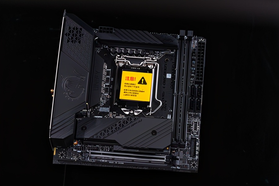 微星MEG Z590I UNIFY主板评测：掌控超频和雷电的顶级ITX小板