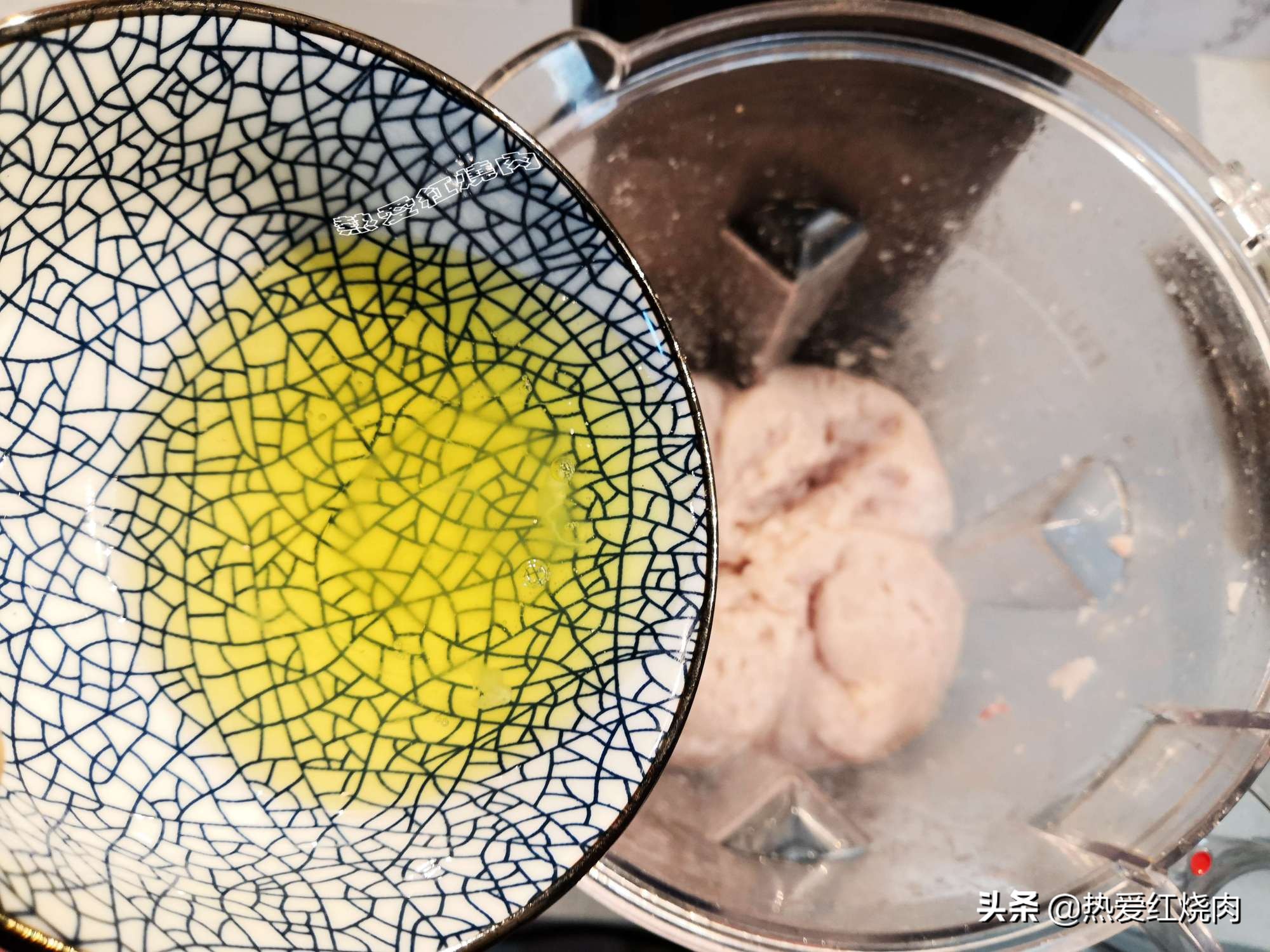 28元買了條大草魚，做成魚丸一大鍋，口感Q彈無添加一點也不腥