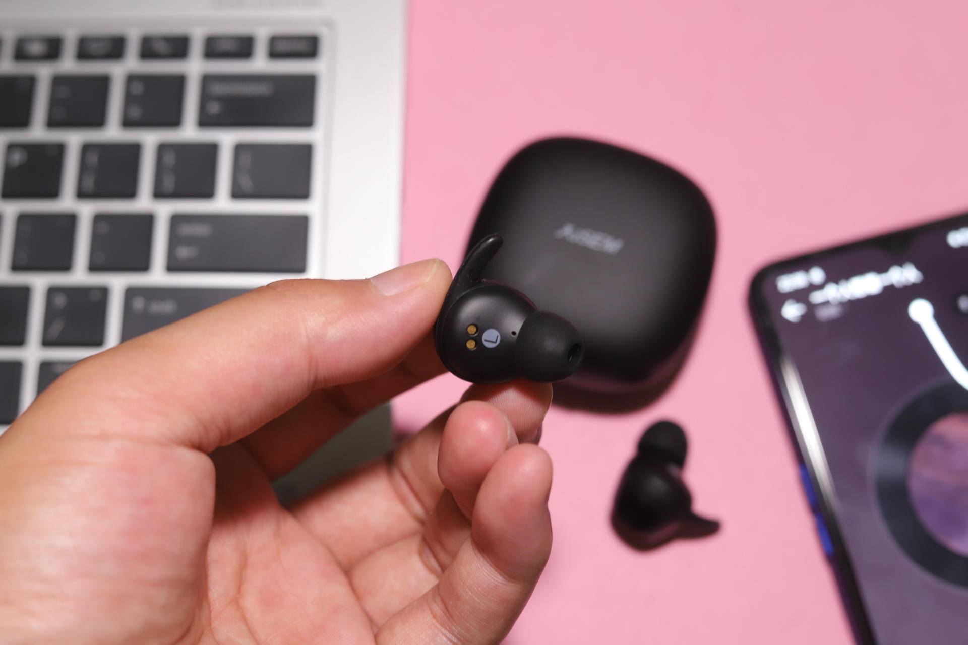 西圣真无线蓝牙耳机Ares体验：犀牛角人体工学设计果然更牢固