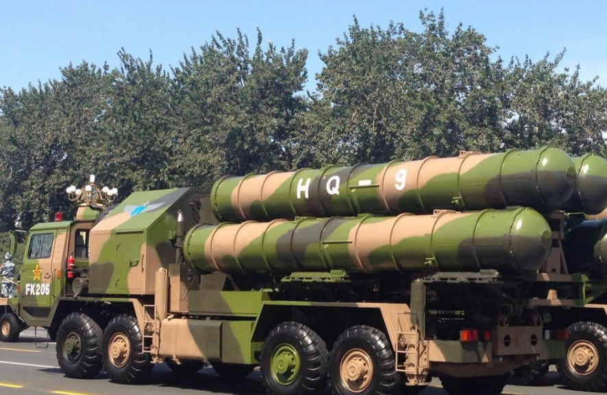 俄罗斯S400防空系统装备中国,30亿美元没白花,与红旗9强强联合