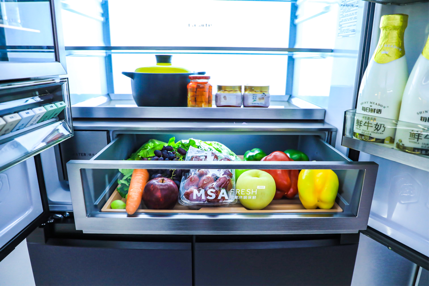 2021AWE卡萨帝攻克食材与冰箱对话难题，升级智慧厨房体验