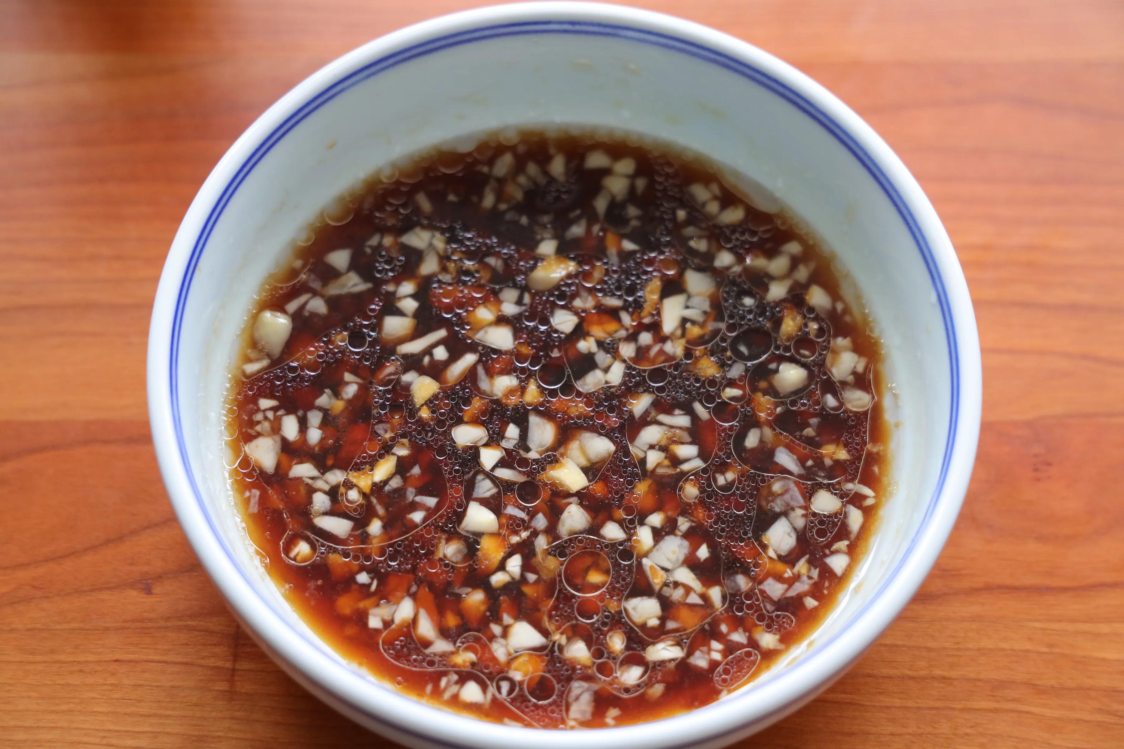 秋天一定要试试这道菜，又鲜又香，超级下饭好吃，做法还超简单