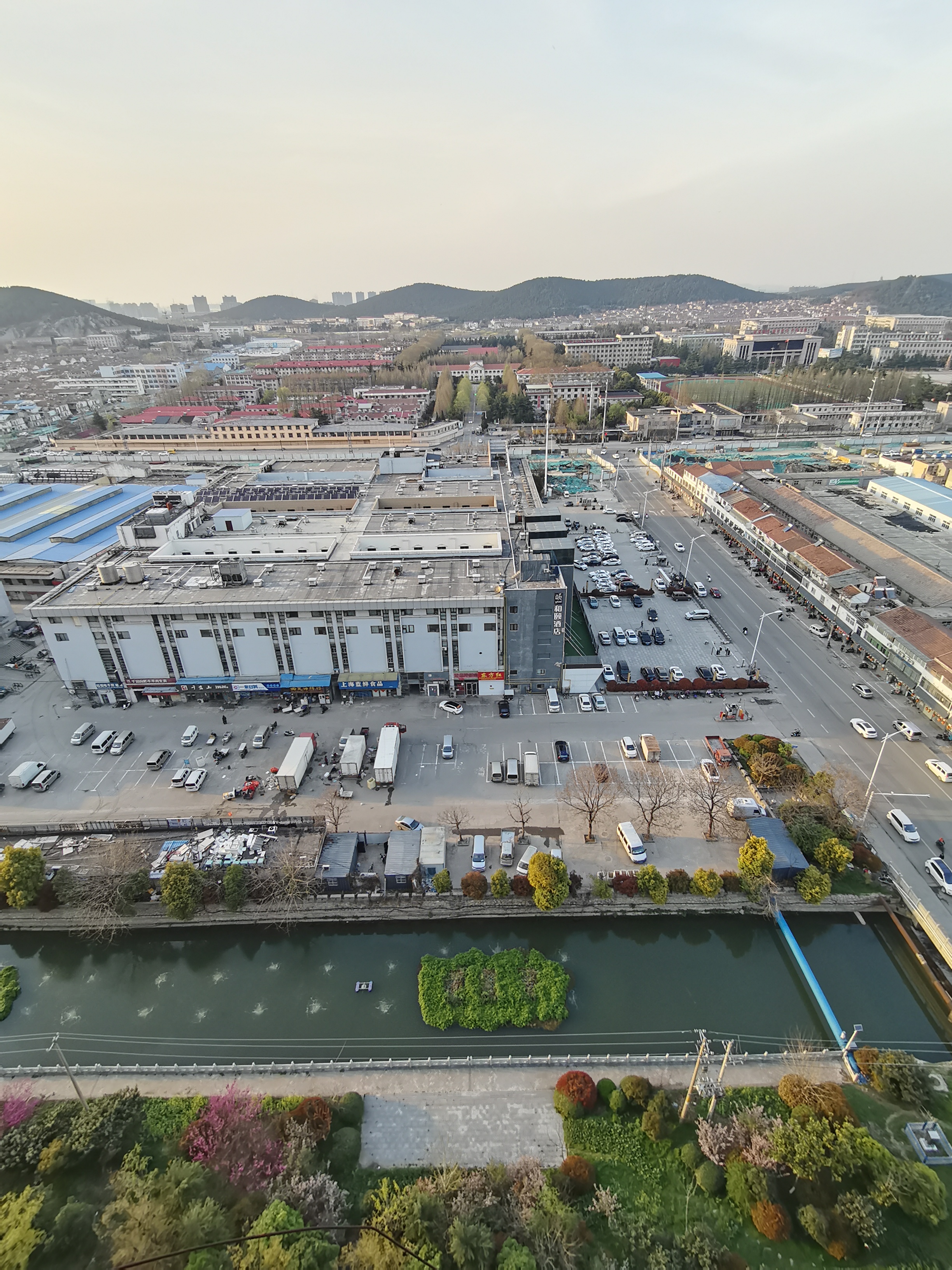 荣耀30S上手体验之工程师奇遇记，你没见过的全新生活化测评