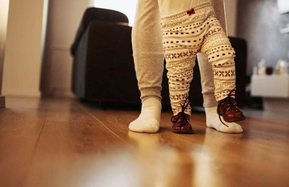 Should babies wear socks in summer?Parents cannot ignore the benefits
