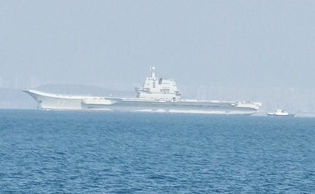 面对战“疫”关键时刻，美军航母却悉数出动，