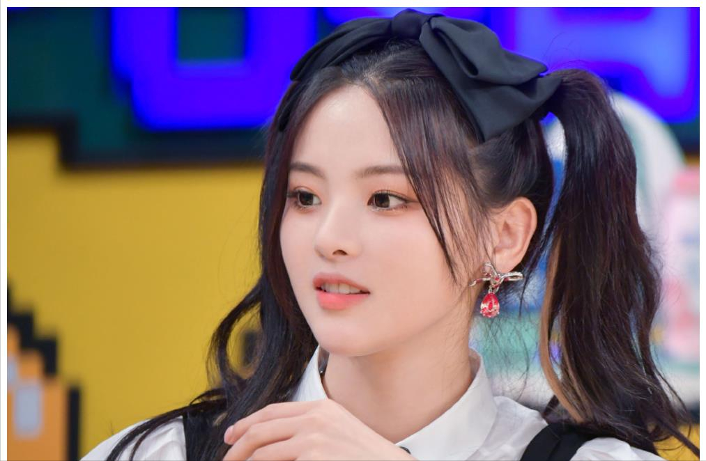 從工廠女工到流量明星，草根女孩楊超越是如何改天換命的？