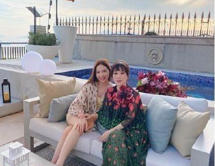 甄子丹老婆豪擲三千多萬買樓，夫妻已有三億房產，身家豐厚得驚人