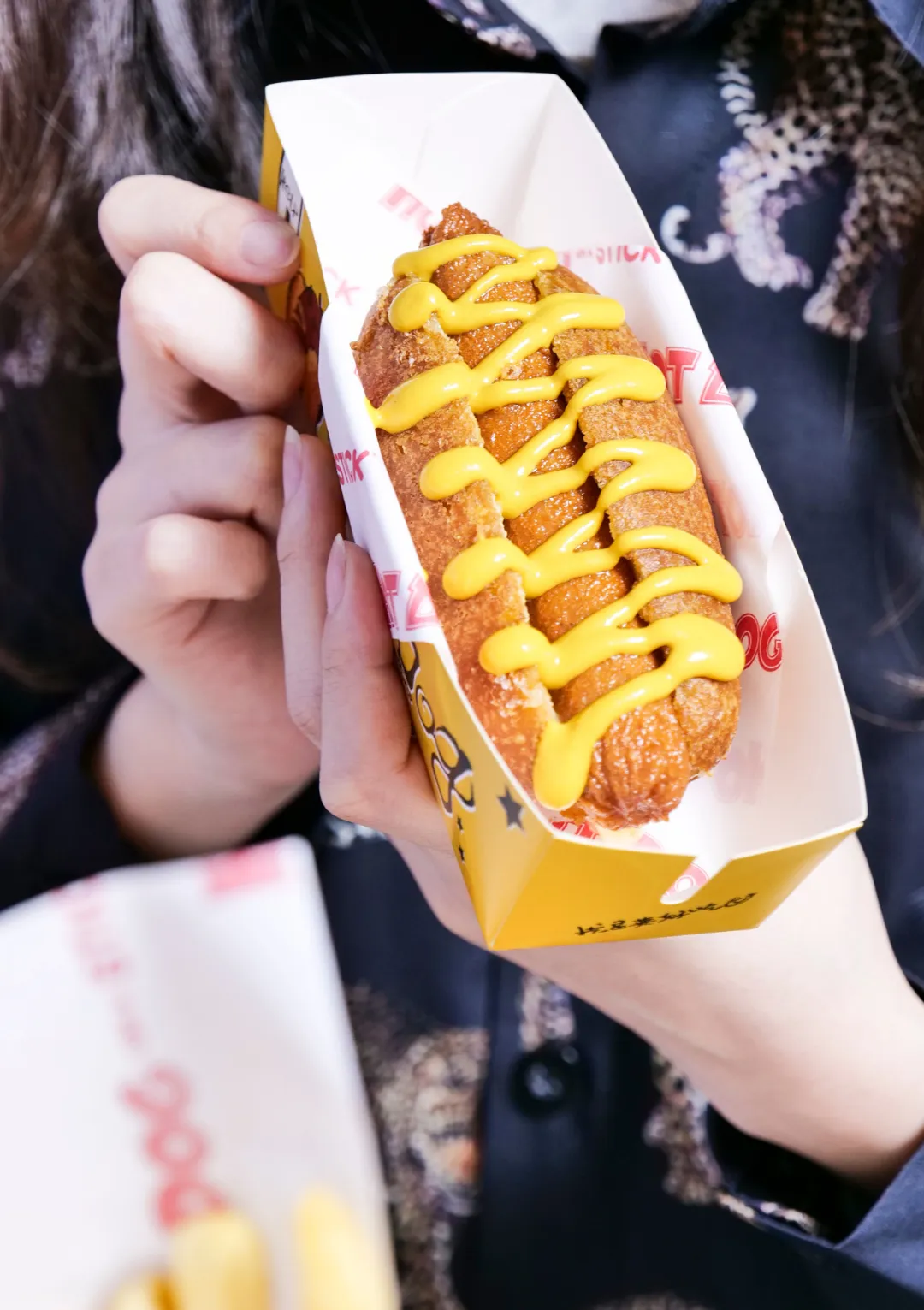 年销3400W根，美国来的拉拉拉丝Hotdog，​专门“欺负”小姑娘