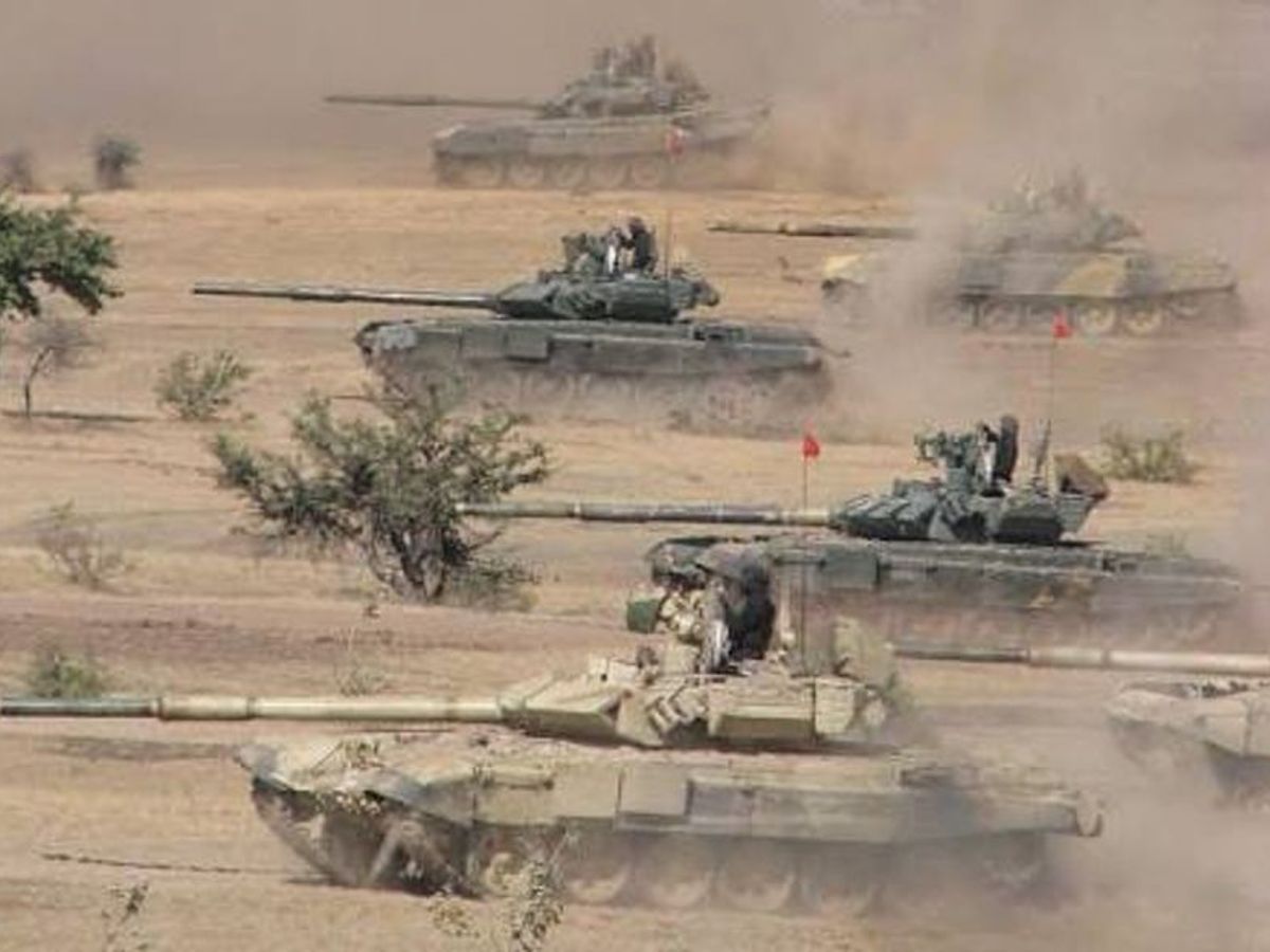 印度刚撤军，边境方向就传来噩耗！坦克翻车，士兵被直接压死