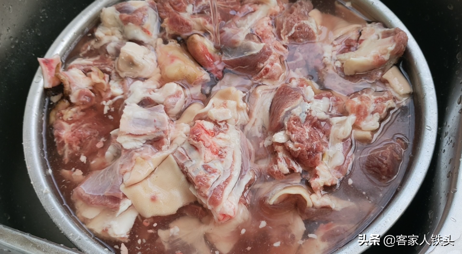 广式萝卜焖羊肉正宗做法，掌握好关键一步，不腥不膻，入味又好吃