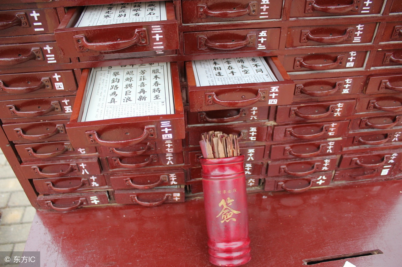 送给女生的清晨问候语 给女朋友发早安暖心的句子图片