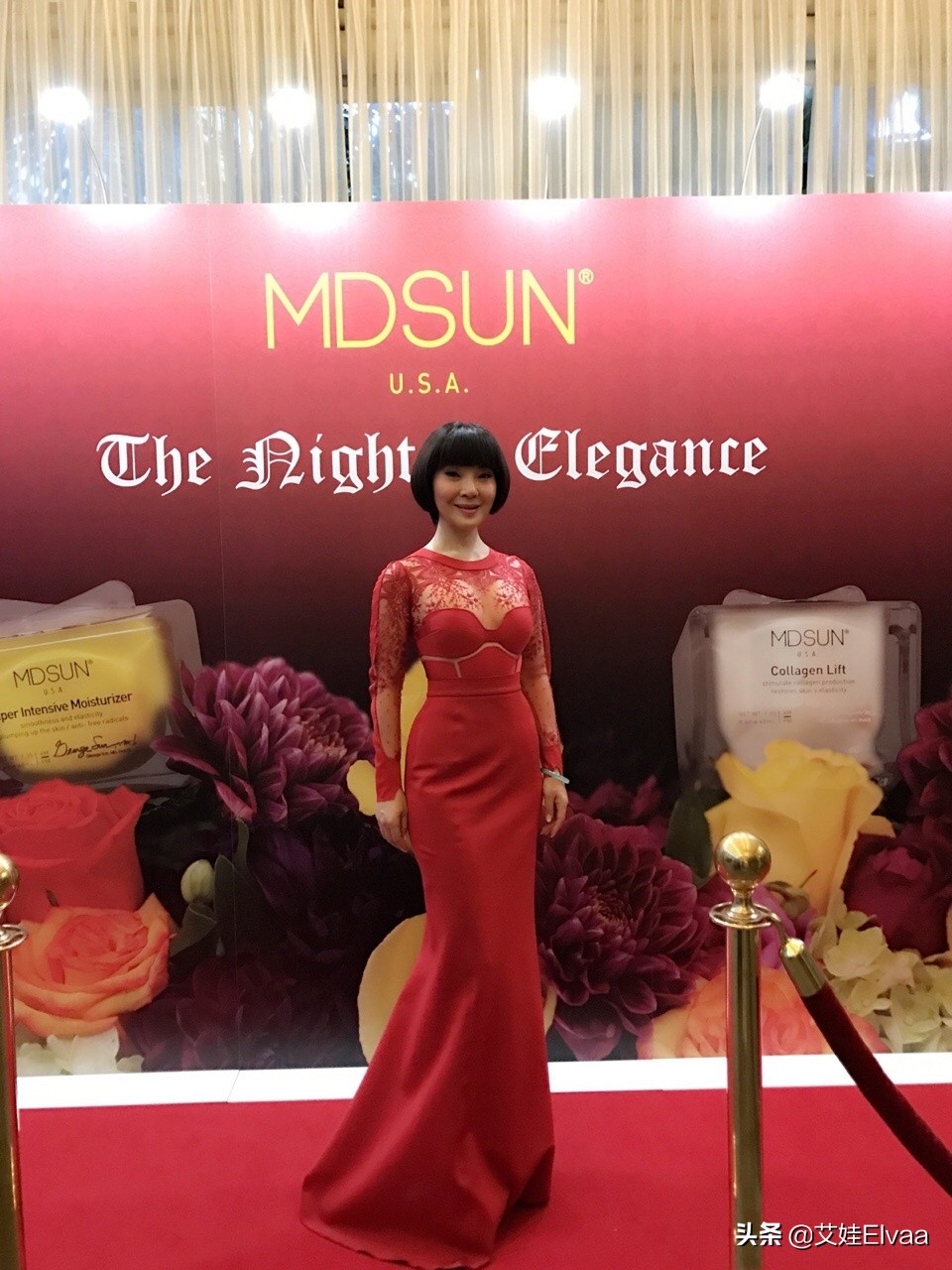 52岁陈红发福身材却丰满，穿紧身衣配包臀裙零赘