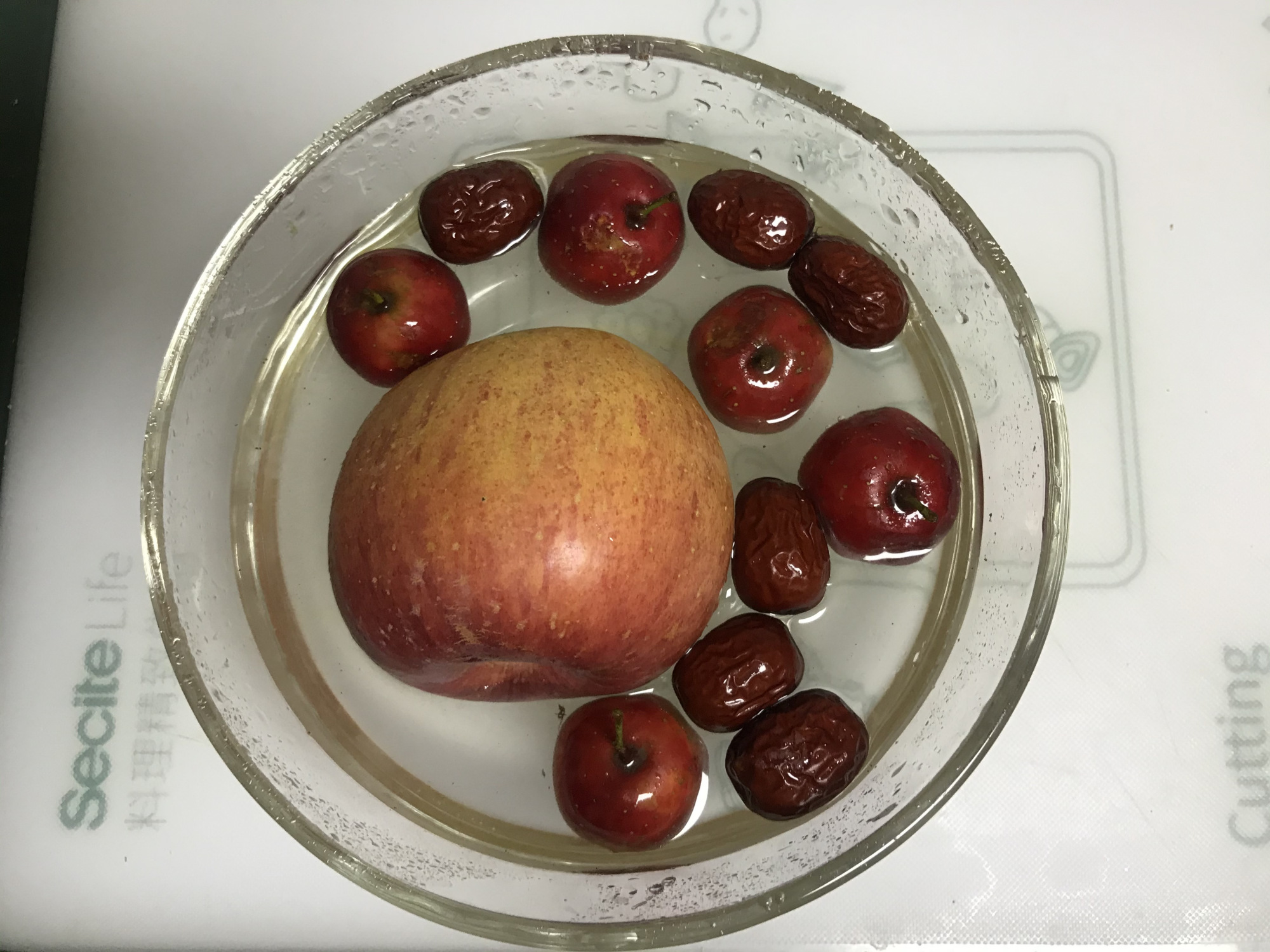 苹果和它是绝配，切块放锅里一煮，喝出水润白皙，营养美味别错过