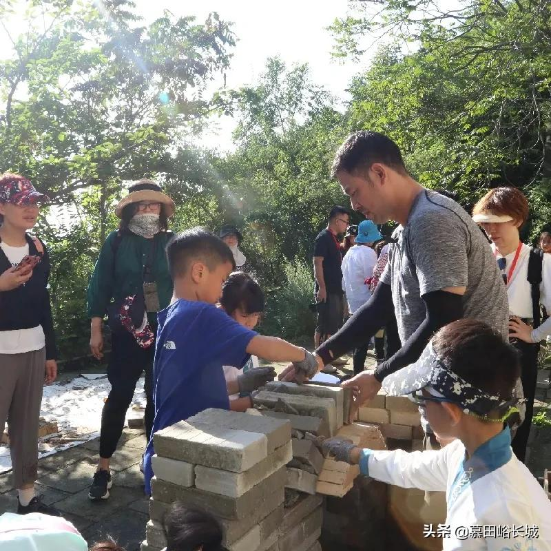 和青少年博物馆教育推广人朋朋哥哥一起 开启长城游学之旅！