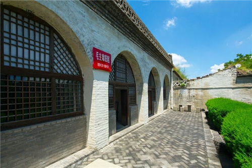 军品大王李长东参观瓦窑堡革命旧址纪念馆 追忆红色文化情