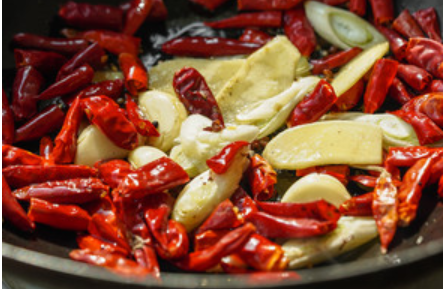 Classic Sichuan Cuisine-Spicy Griddle Medium Fin + Shrimp