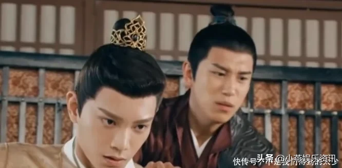 城主命芊芊与韩烁和离，韩烁甘愿为爱戴镣铐，