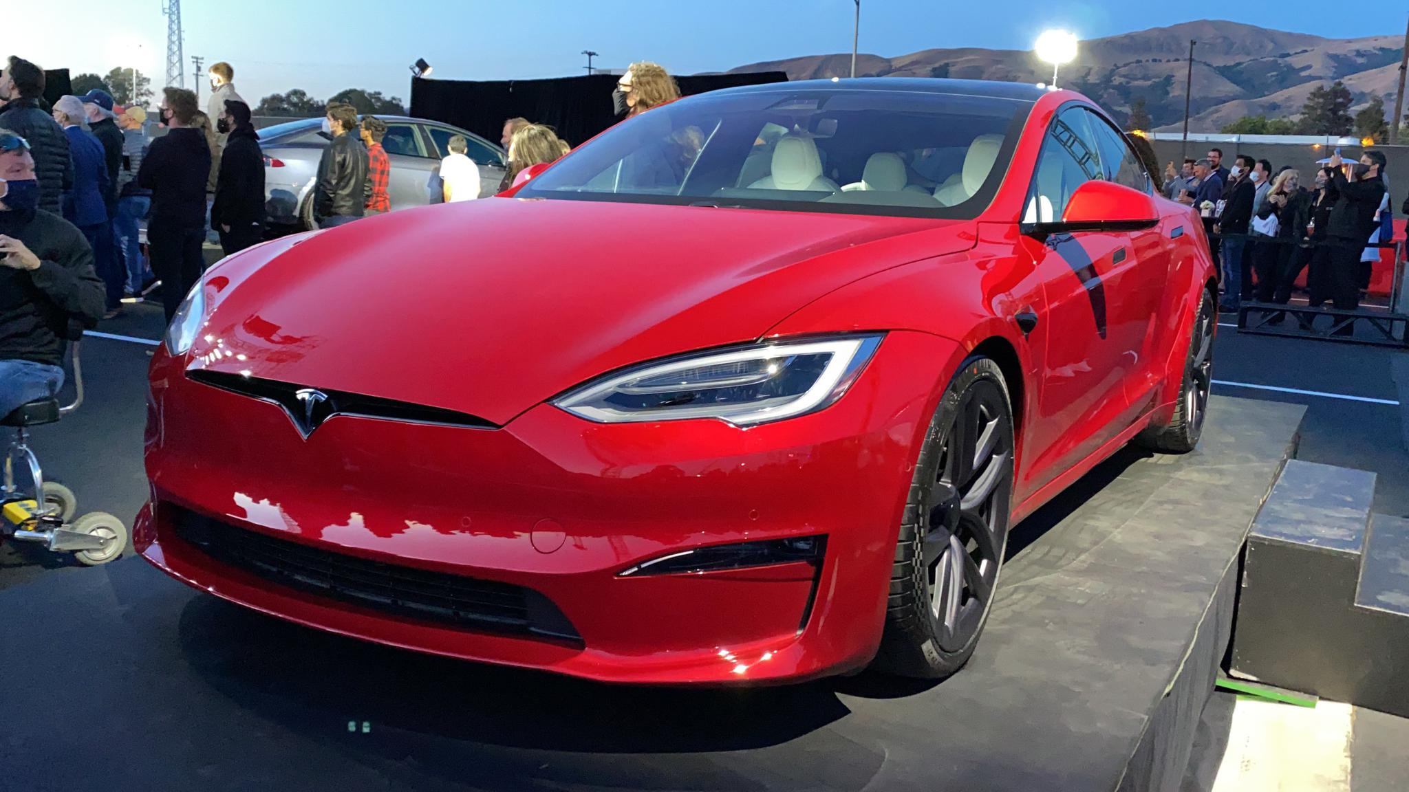 电动车领域的绝对王者?特斯拉一辆没改装过的车,打破保时捷记录