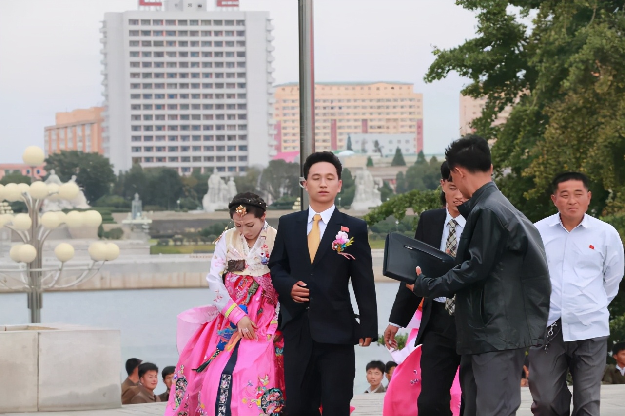 Women in younger Pyongyang dating Chinese Women