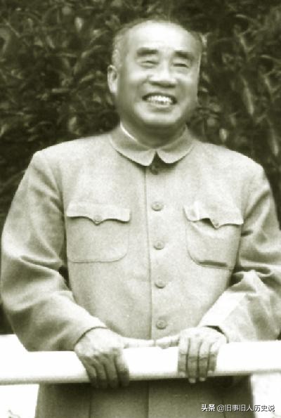 开国将帅那么多，为什么朱德的大名，能够位列元帅第一？